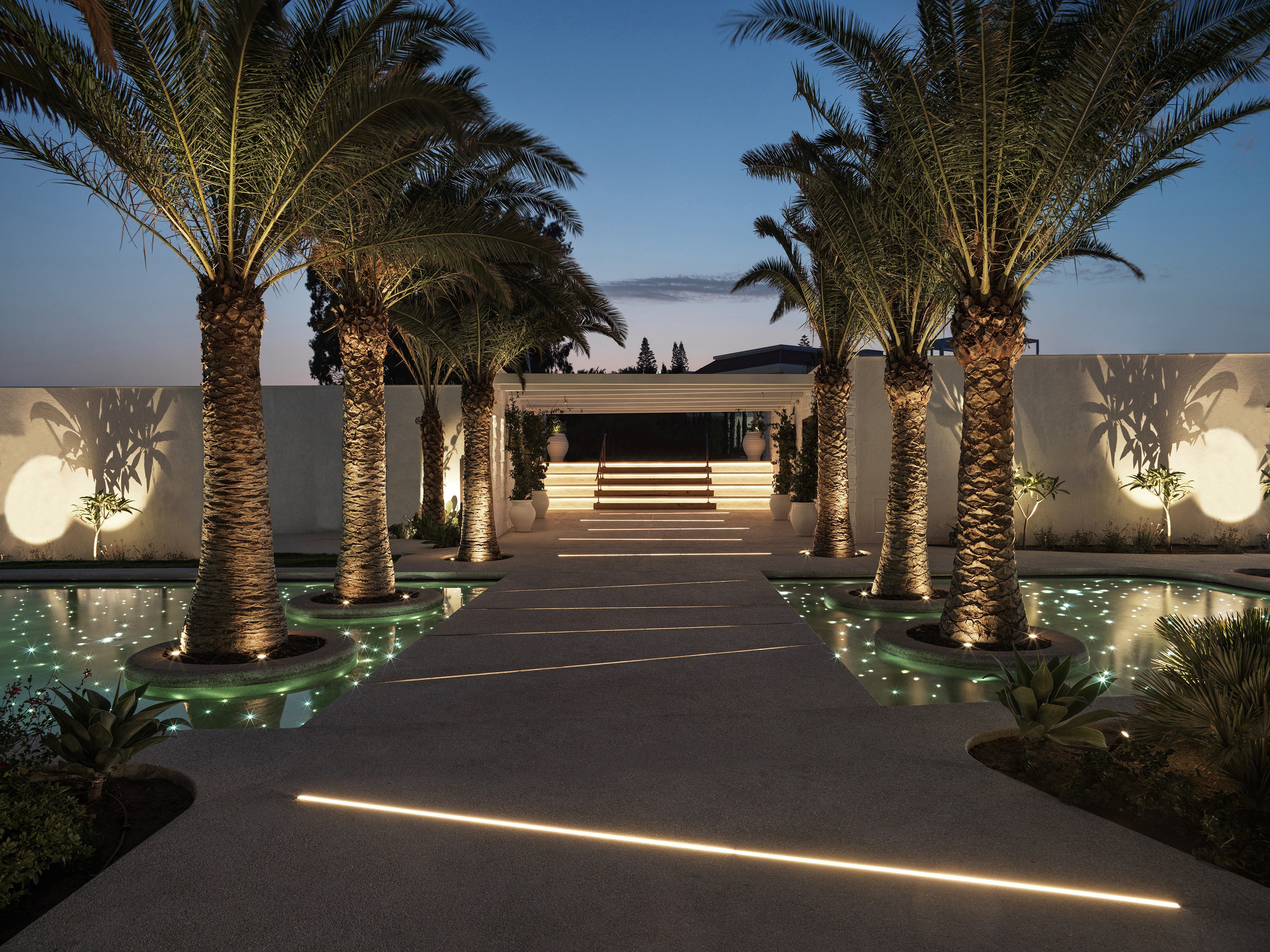 Book your wedding day in Parklane, a Luxury Collection Resort & Spa